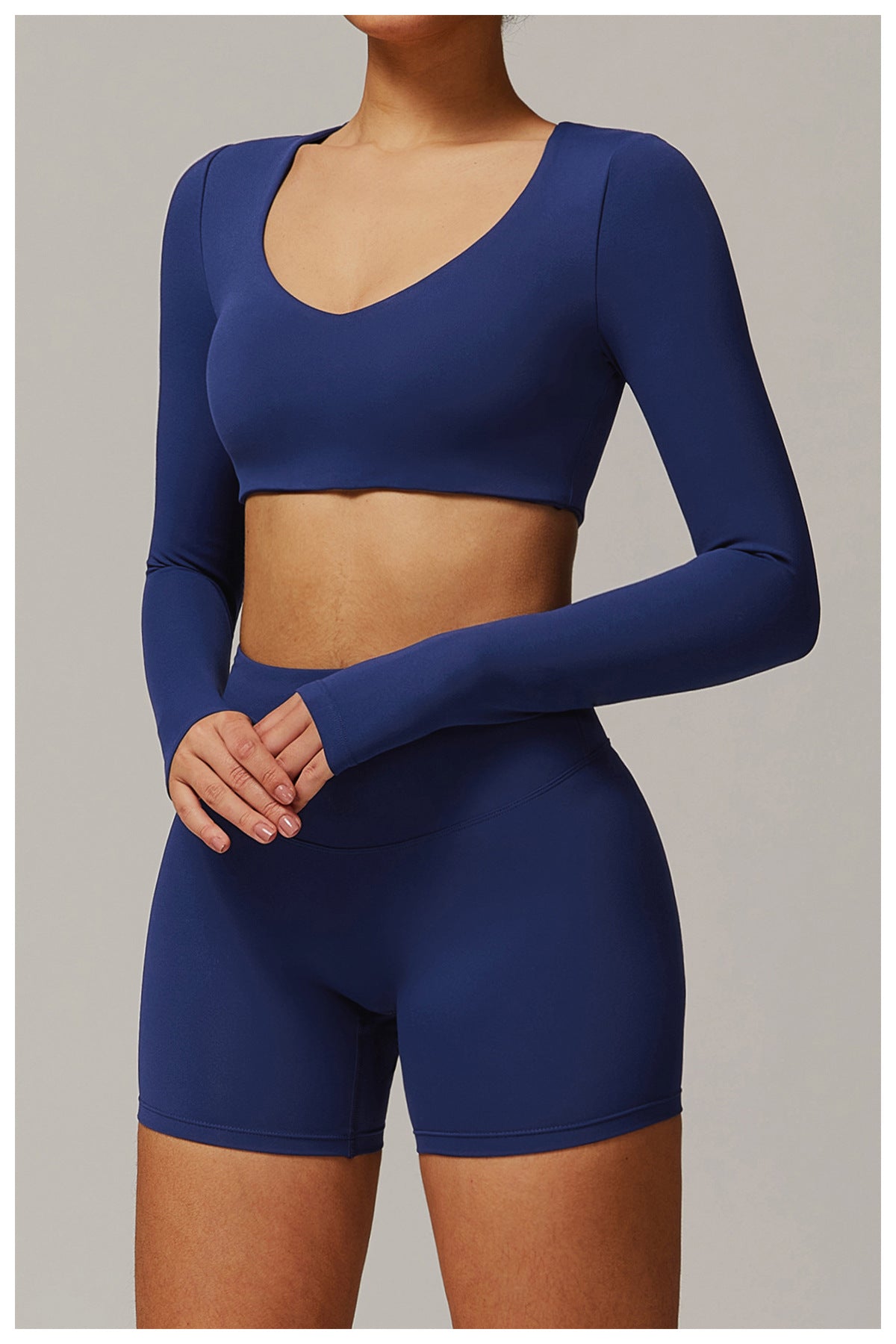The Nadège Crop